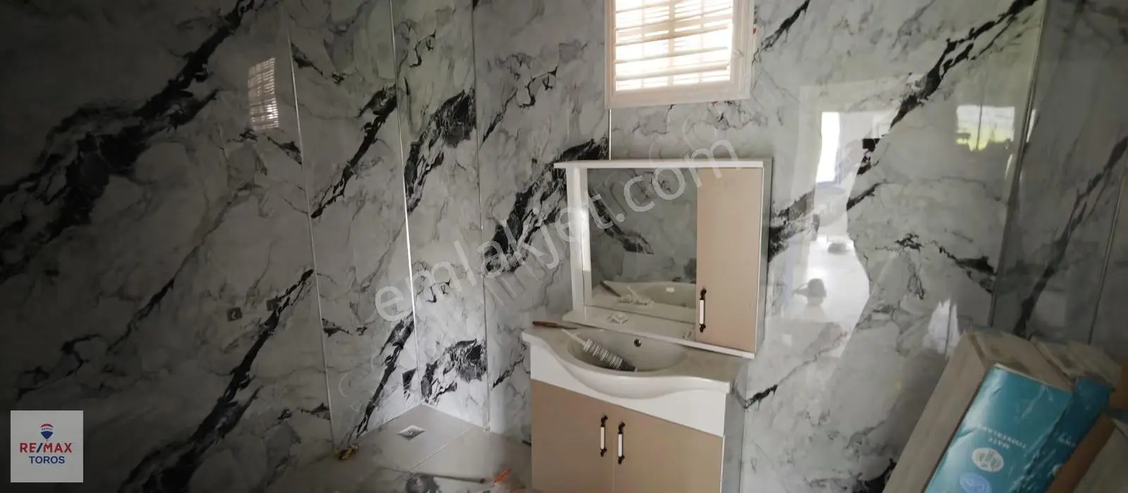 Remax Toros'tan Acil Satılık Muz Serası Ve Nektarin Bahçesi - Görsel 23