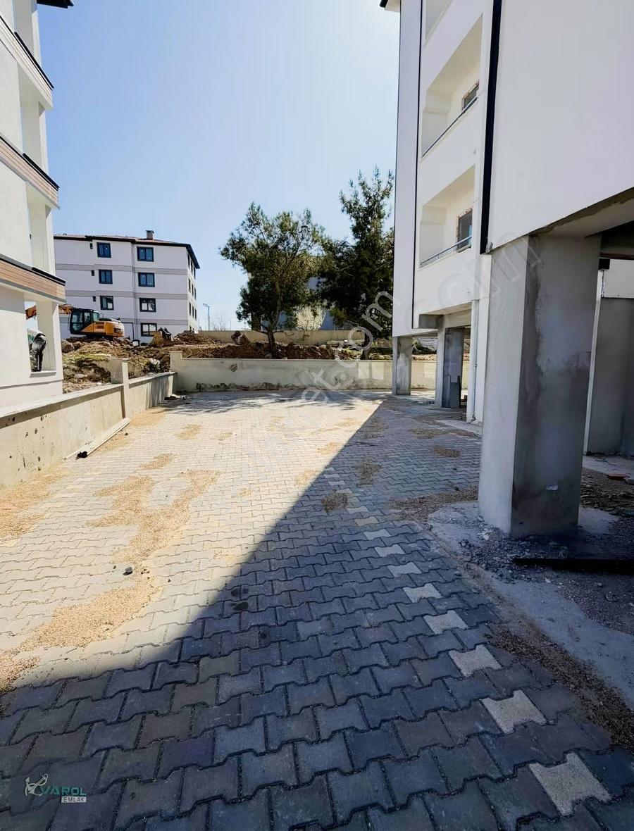 Üniversite Ve Teras Kafe Bölgesinde 1+1 Sıfır Satılık Daire - Görsel 24