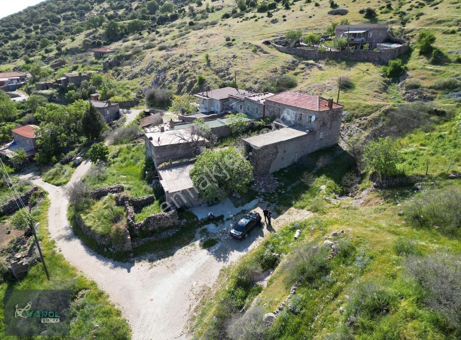 Çanakkale Ayvacık Kulfal Köyünde Müstakil Taş Ev Ve Bahçesi - Görsel 5