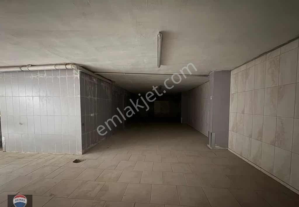 Davutlar Merkezde Kurumsal Ve Ticari Yatırıma Uygun 470 M2 Kiralık - Görsel 23