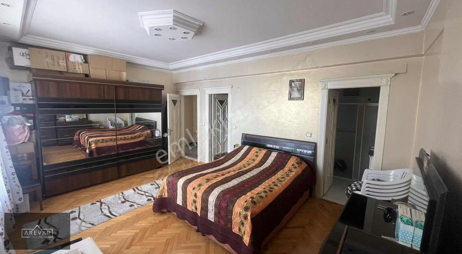 Atatürkte 4.5+1 Ara Kat 285 M2 Net Harika Konum Da Bakımlı Daire - Görsel 23
