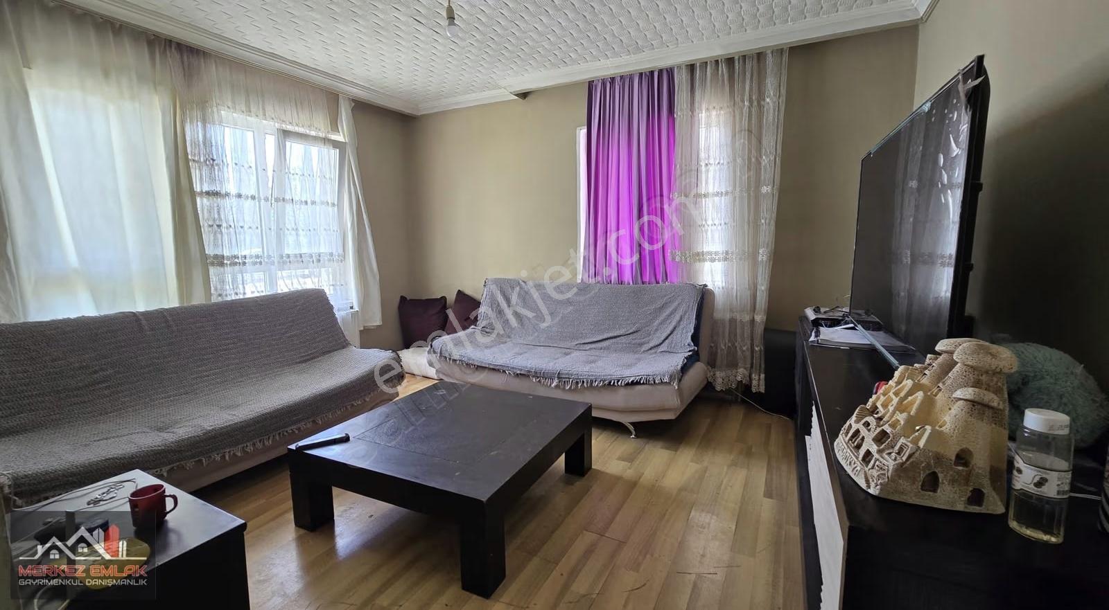 Gülveren Mah. Satılık 3+1 Daire, 100m², Balkonlu, Güney Cephe - Görsel 5