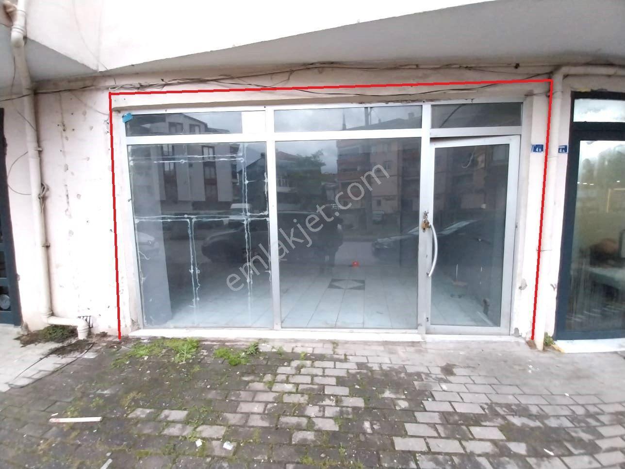 Kocaeli Gölcük Yeni Mahalle Kiralık 18 M² Dükkan Ofis