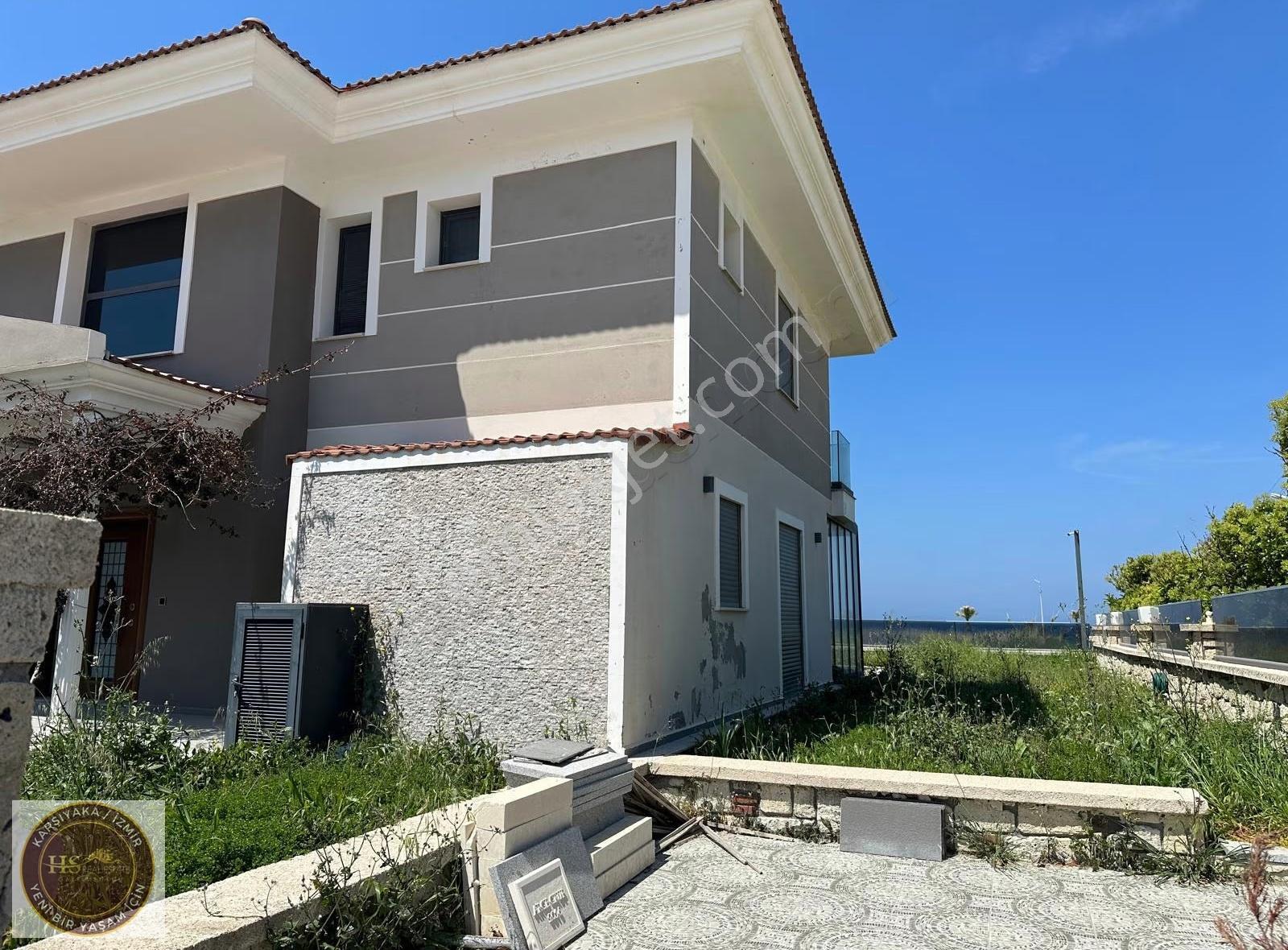 Hs'den Çeşme Çiftlikköyde Müstakil Havuzlu 4+1 Villa - Görsel 11