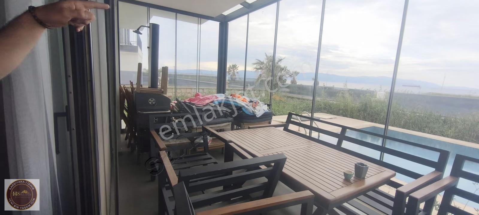 Hs'den Çeşme Çiftlikköyde Müstakil Havuzlu 4+1 Villa - Görsel 12