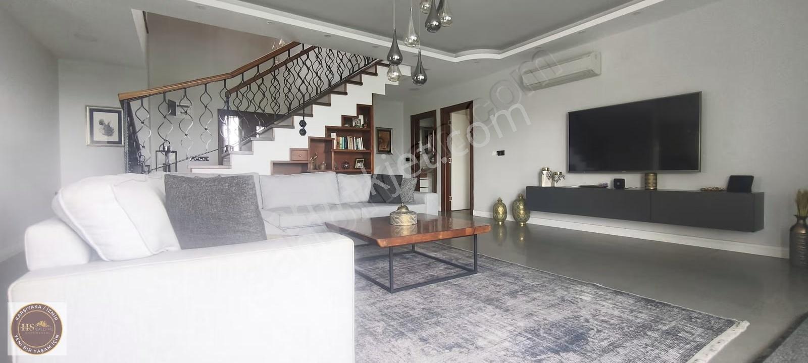 Hs'den Çeşme Çiftlikköyde Müstakil Havuzlu 4+1 Villa - Görsel 3