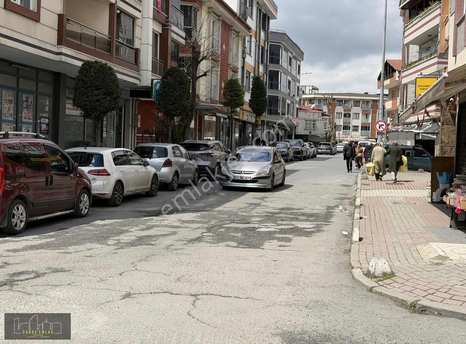 Cadde Emlak Cumhuriyet Merkezi Konumda 40+40 Kiralık Dükkan - Görsel 2