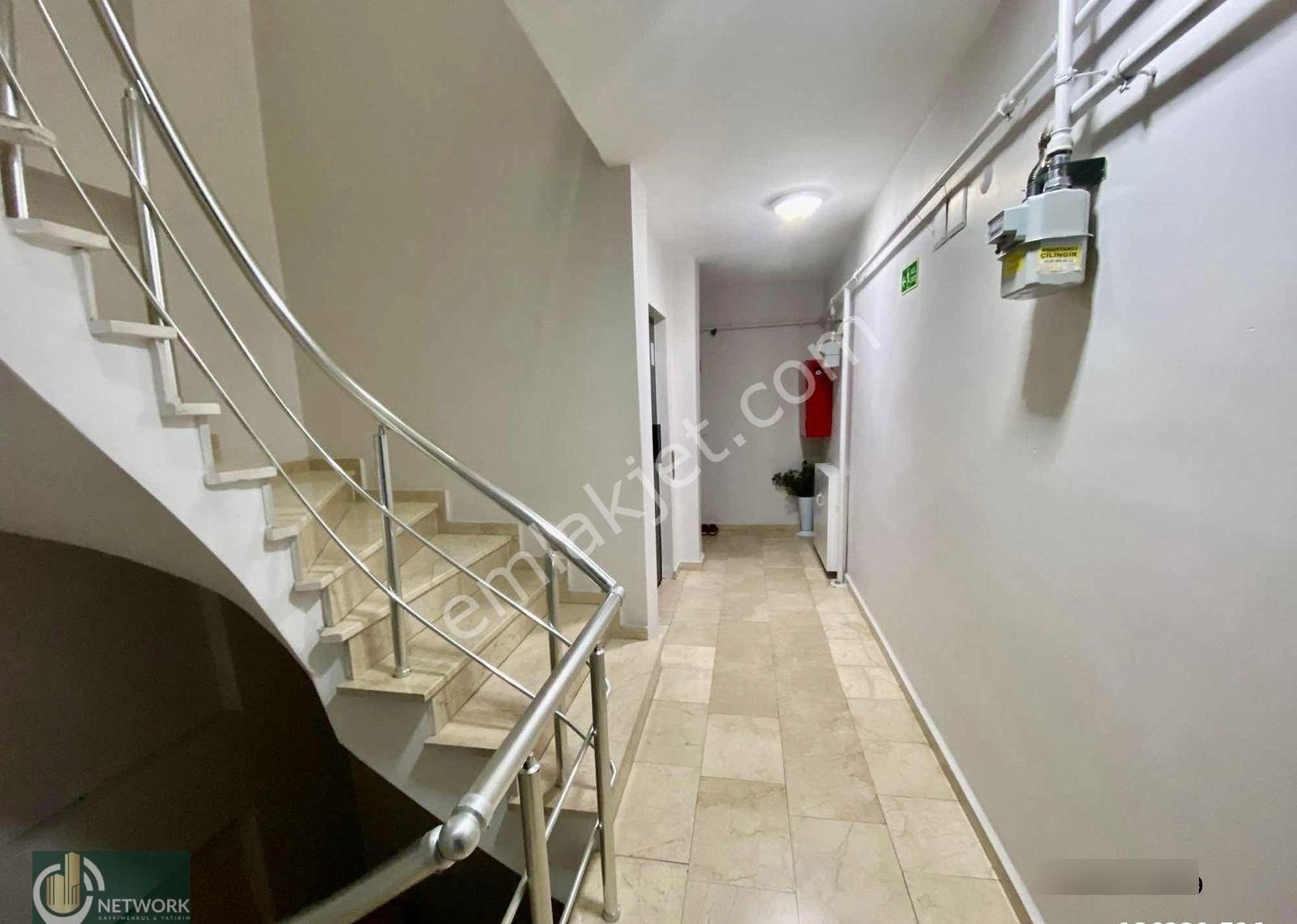 Metro Ve Metrobüse Yakın Yeni Binada Otoparklı 1+1 Daire - Görsel 20