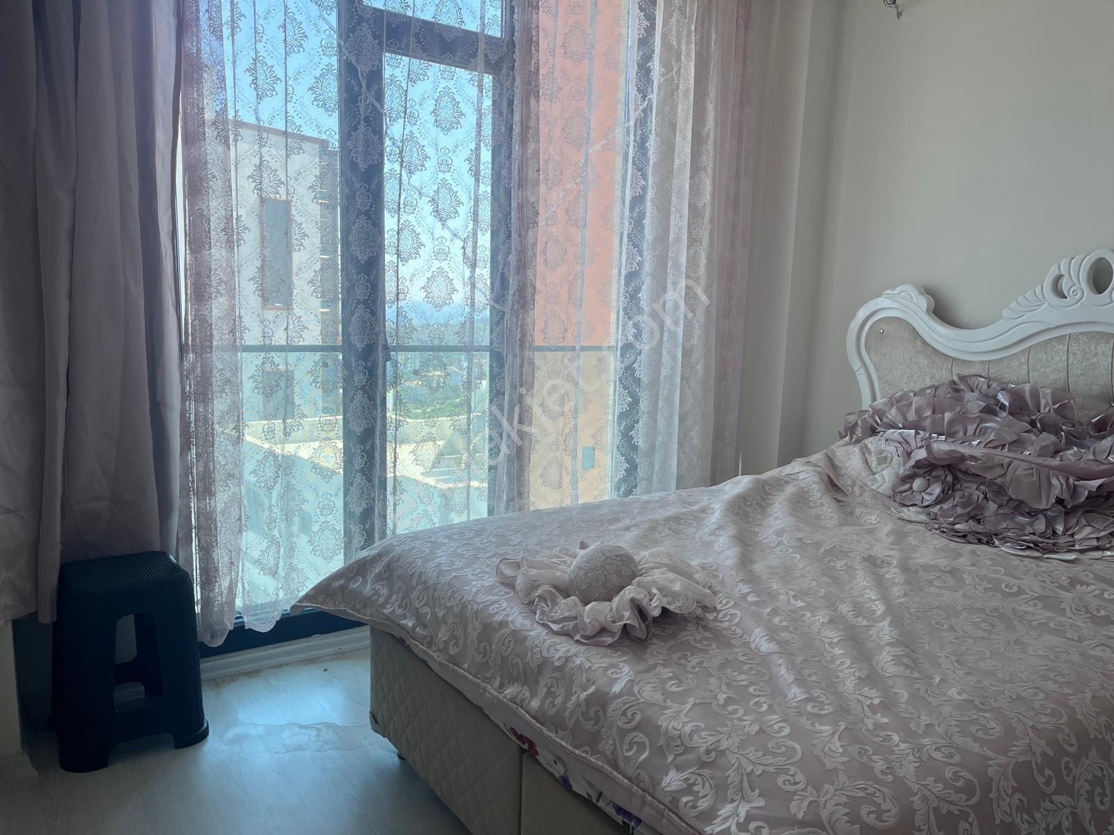 King ' Den Ayaşta Deniz Manzaralı 1+1 Eşyalı Satılık Daire - Görsel 21