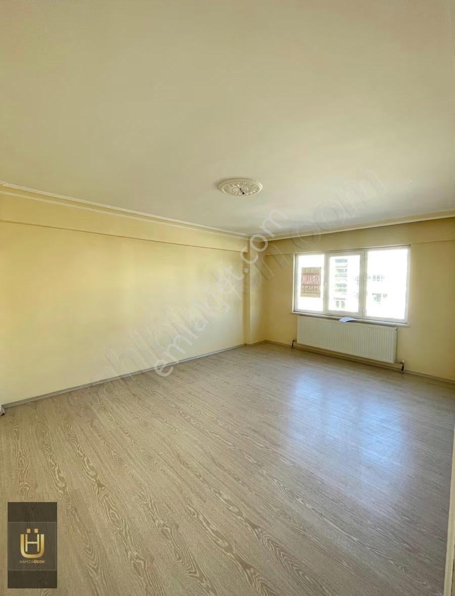 Afyon Üçok Emlaktan Mareşal Mah 3+1 115m² Temiz Bakımlı Kiralık - Görsel 16