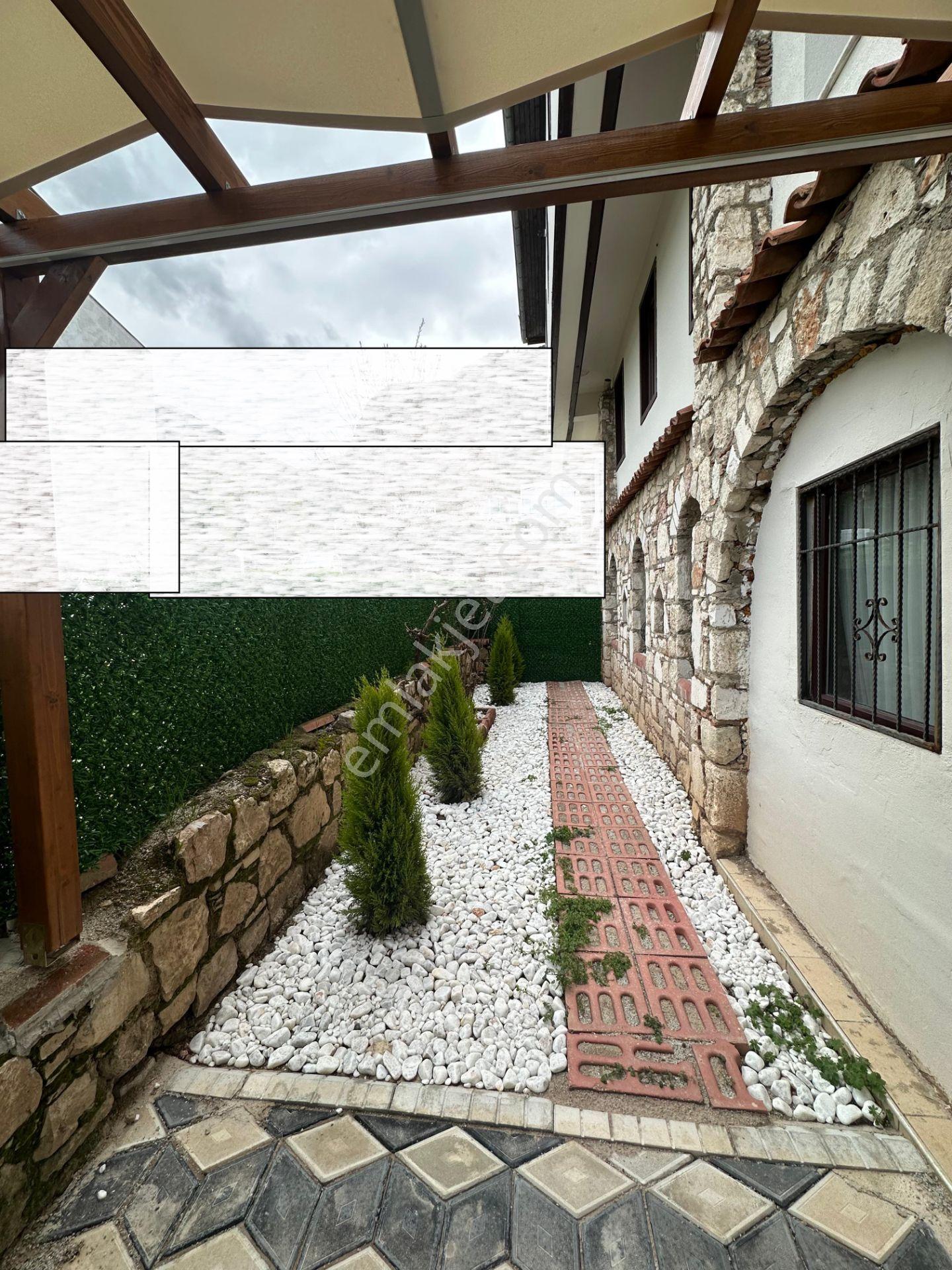 Ender Uysal Gayrimenkulden Zeytinköy Mahallesin De Satılık Özel Bahçeli Eşyalı Apart - Görsel 8