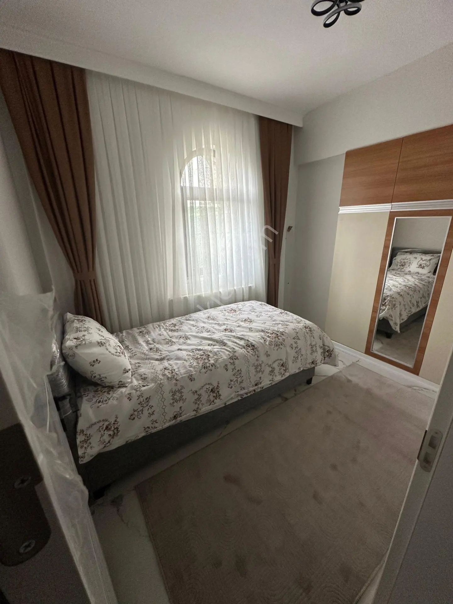 Ender Uysal Gayrimenkulden Zeytinköy Mahallesin De Satılık Özel Bahçeli Eşyalı Apart - Görsel 5