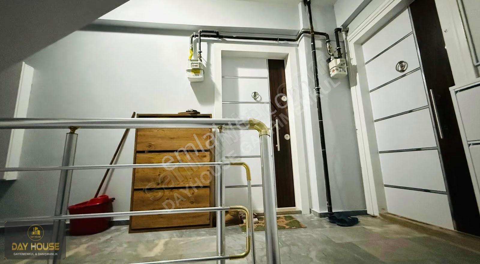 Day House'den 9 Yaşında Fırsat Ara Kat Daire - Görsel 11