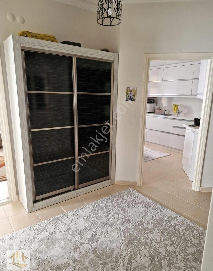 Yuvam Gayrimenkul'den Şenyurt Caddesi Üzeri Bakımlı 3+1 Daire - Görsel 3
