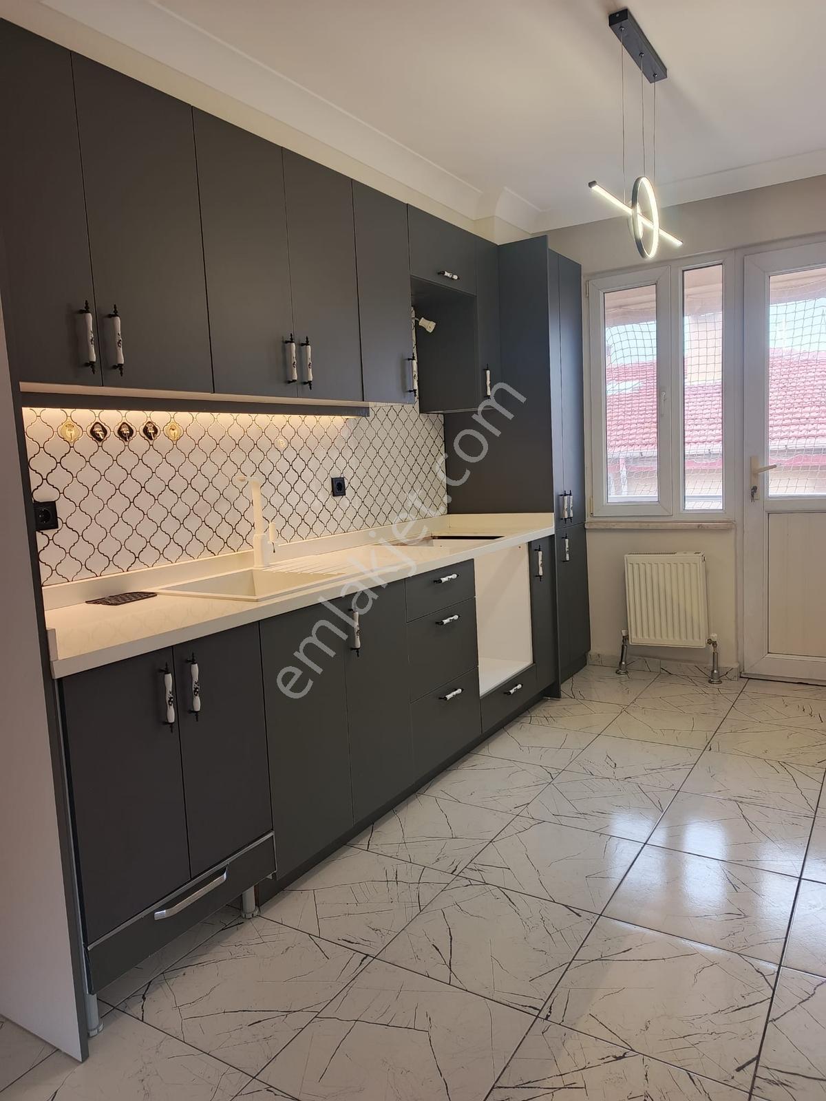 Çanakkale Eceabatta Boğaza Sıfır Geniş Dublex Daire - Görsel 26
