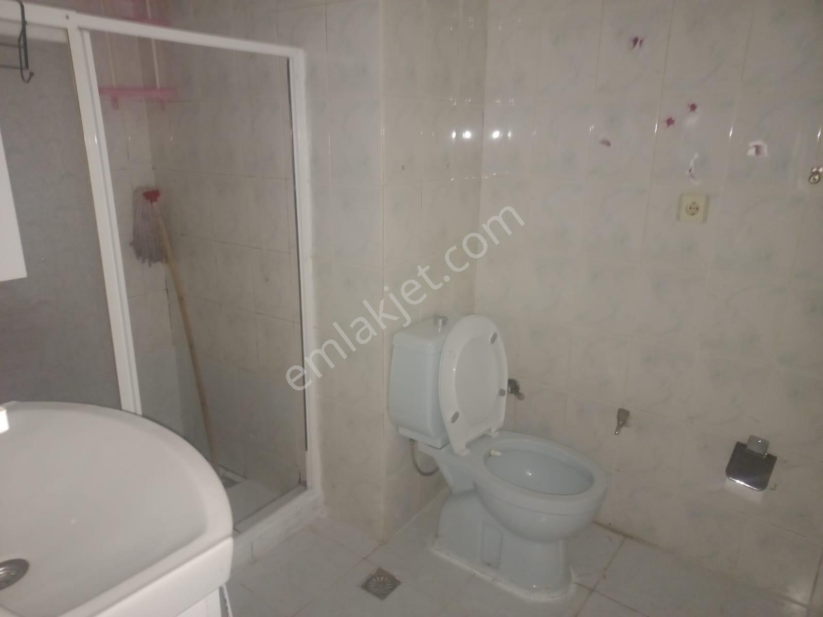 Şeref Emlak 2+1 Balkonlu Kiralık Daire - Görsel 17