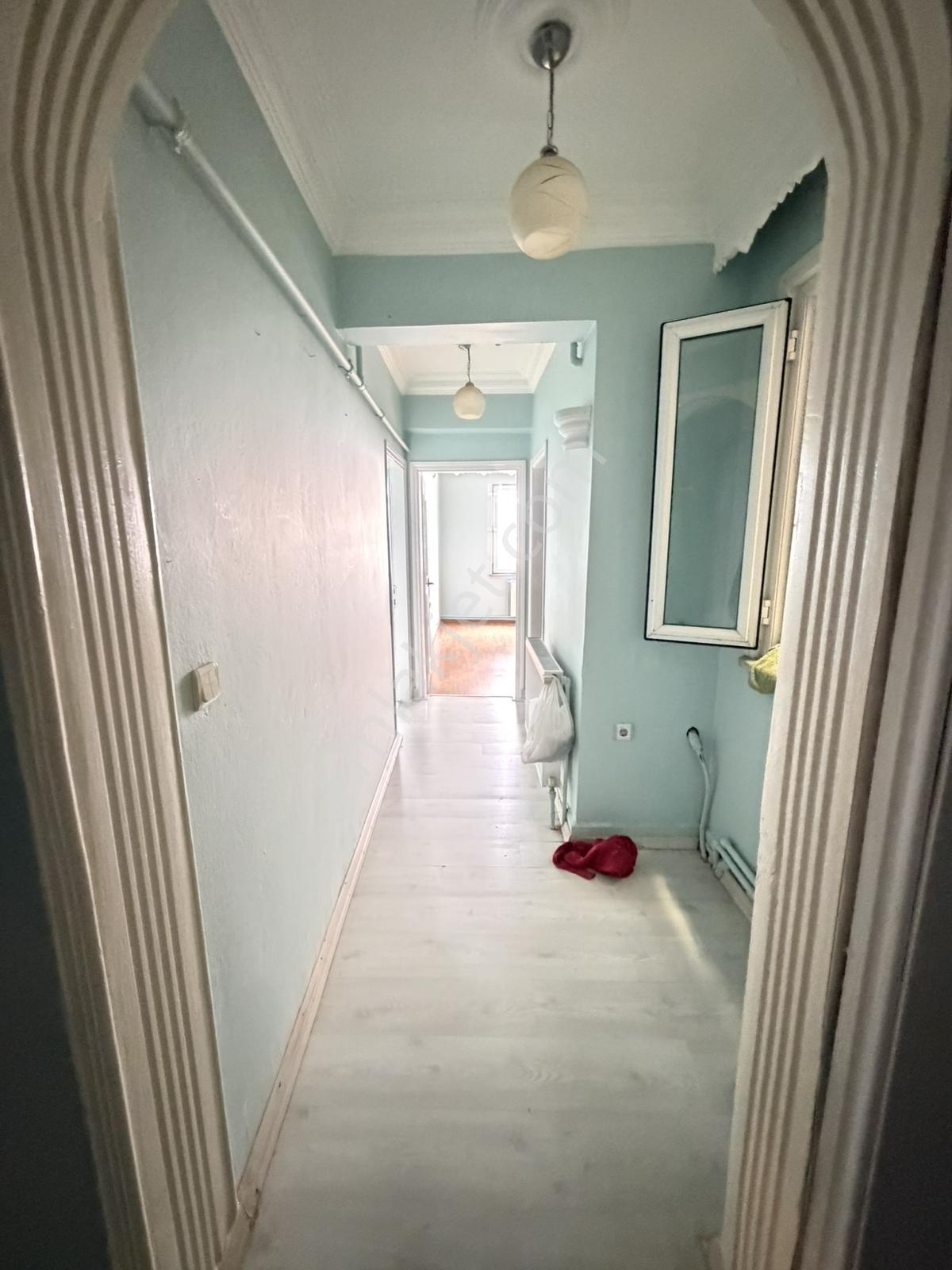 Şeref Emlak 2+1 Balkonlu Kiralık Daire - Görsel 15