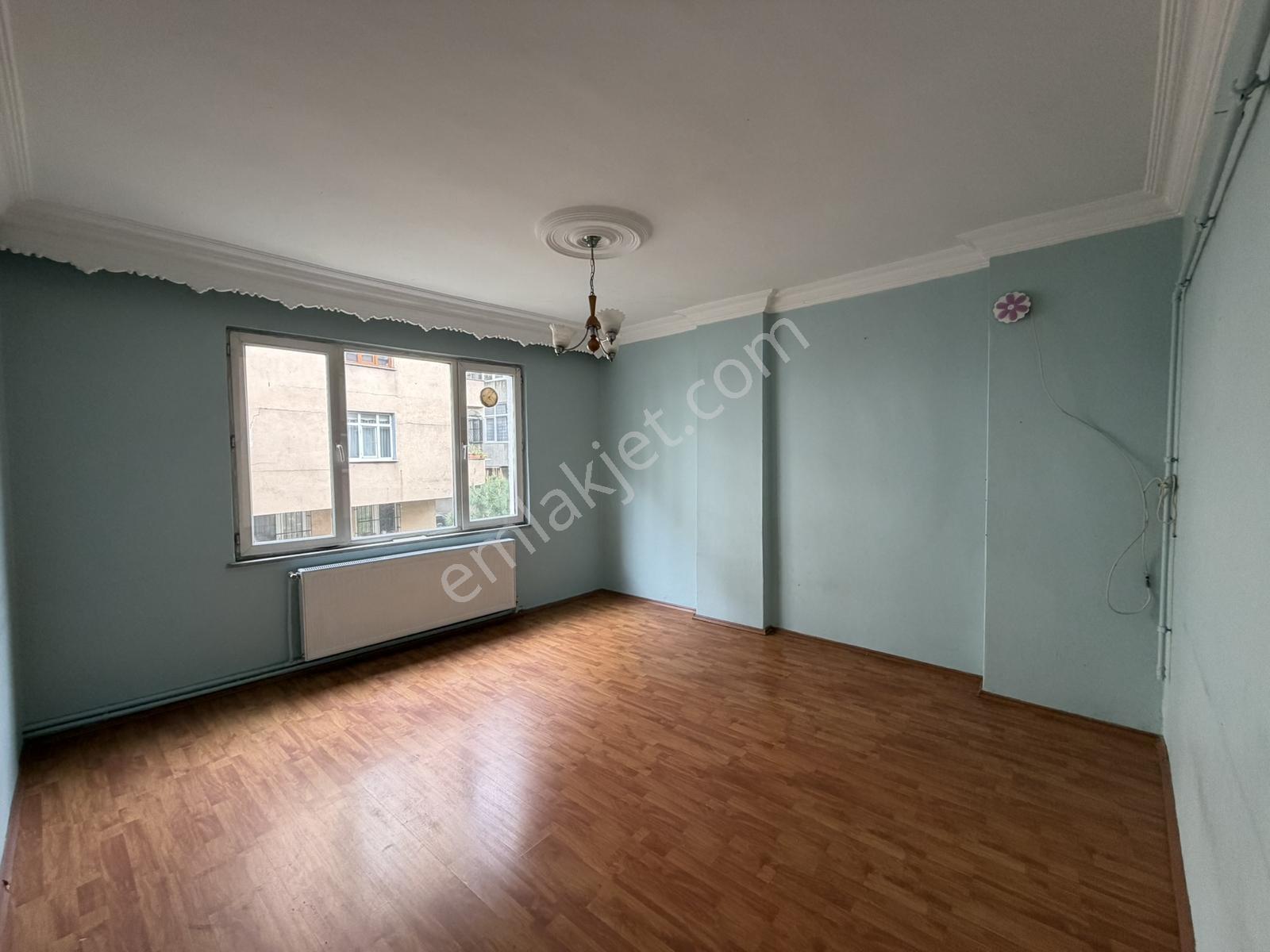 Şeref Emlak 2+1 Balkonlu Kiralık Daire - Görsel 3
