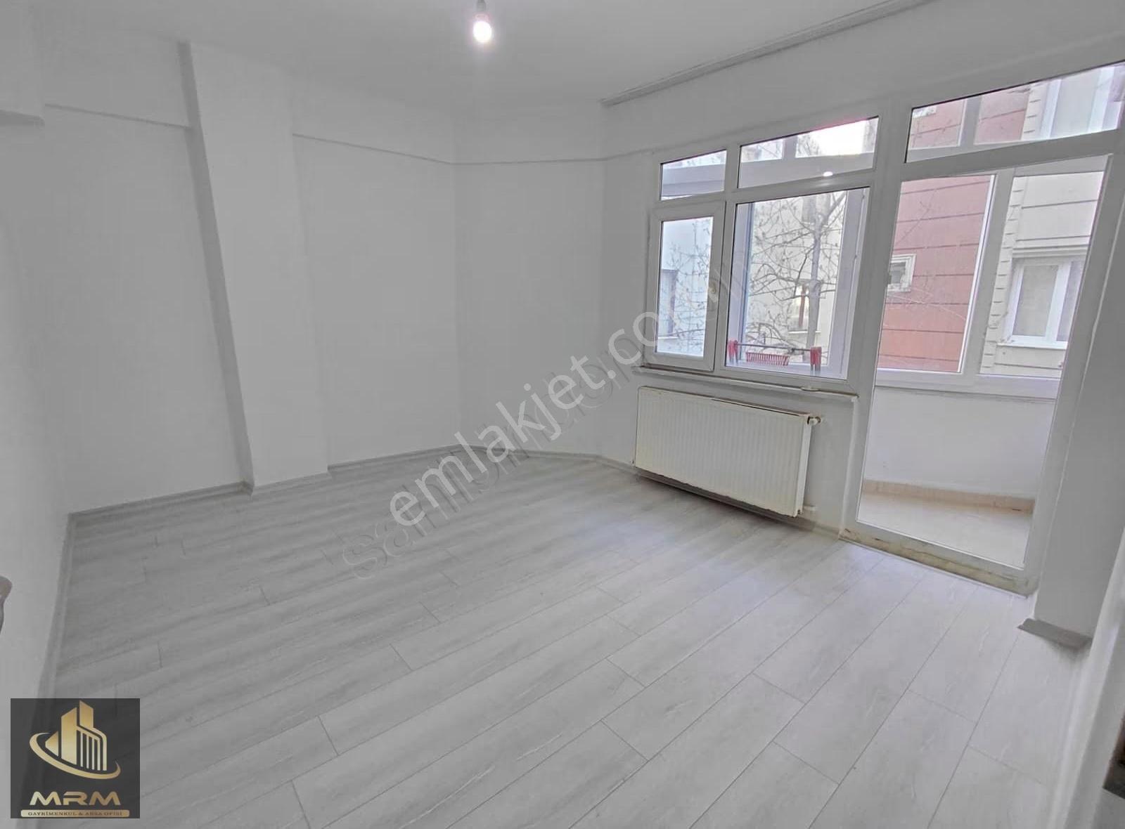 Mrm Gayrimenkul'den Satılık 3+1 İçi Sıfırlanmış Daire - Görsel 3