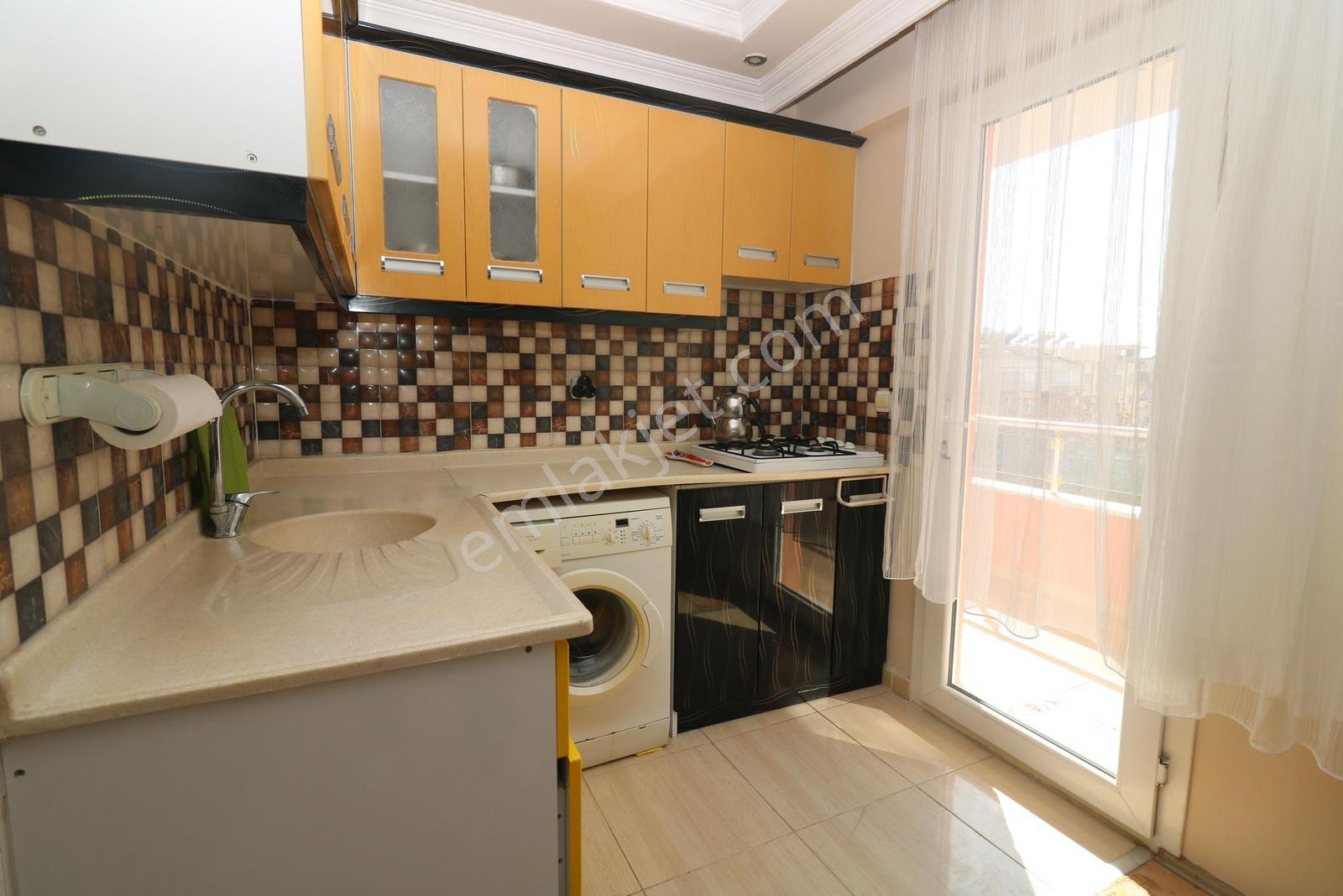 Yeni Mahallede 1+1 Eşyalı Kiralık Daire - Görsel 8