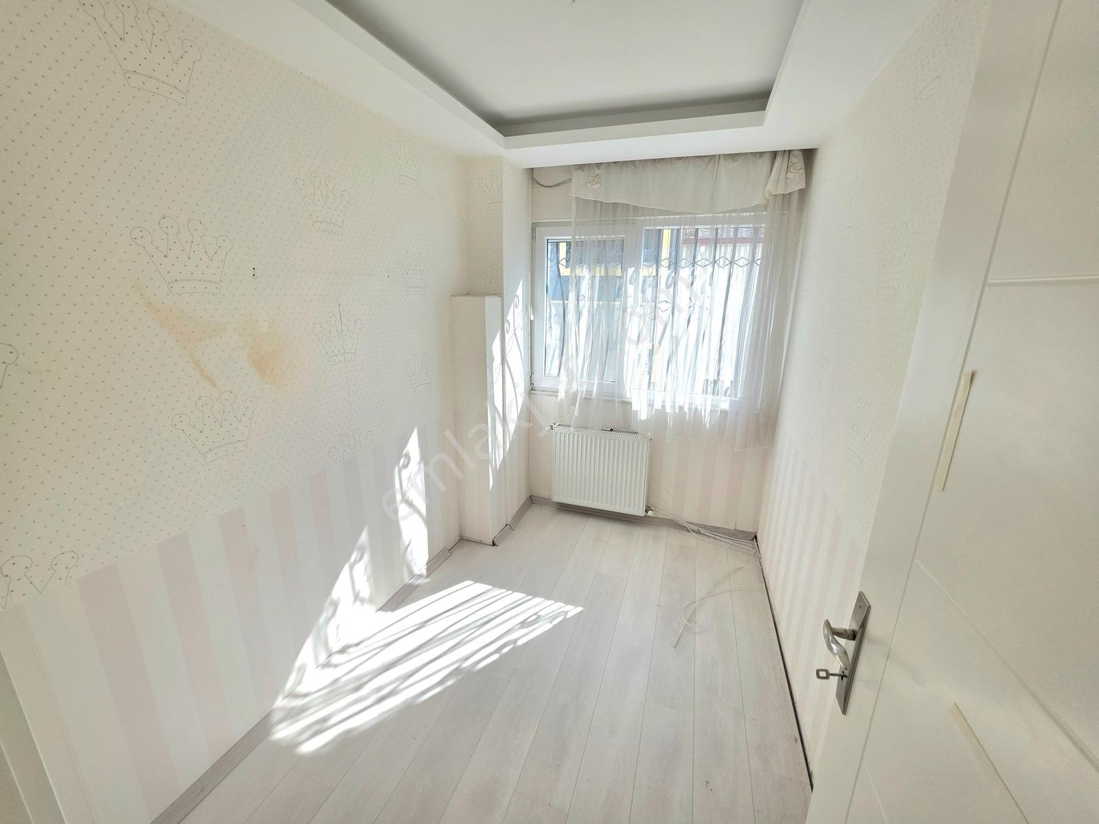 Kuşadası Marina Bölgesinde Kiralık Oturuma Hazır Villa - Görsel 26