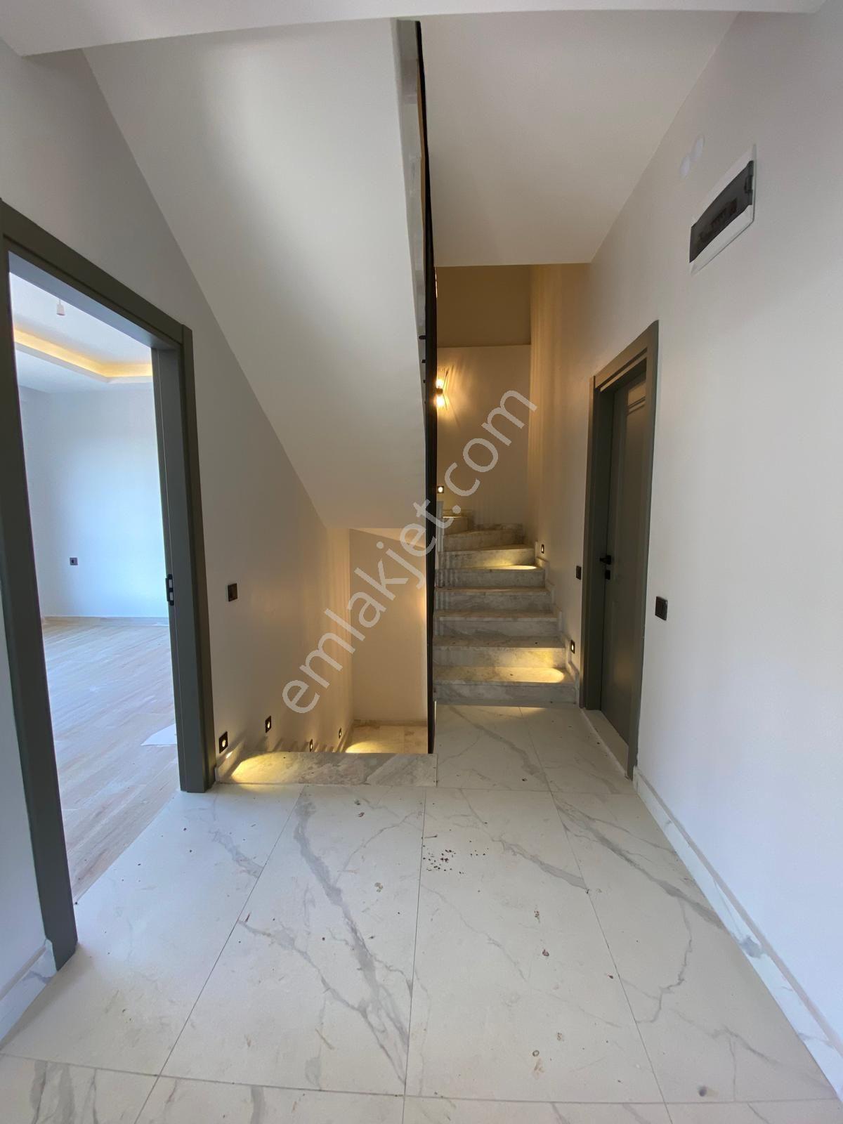 Sazova Mahallesi Müstakil 220 M2/2adet Satıılık Villa - Görsel 26