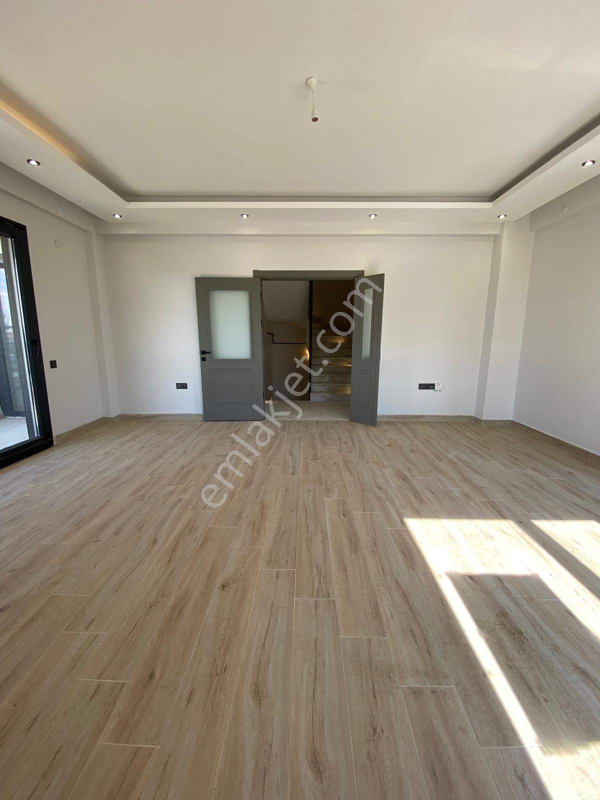 Sazova Mahallesi Müstakil 220 M2/2adet Satıılık Villa - Görsel 11