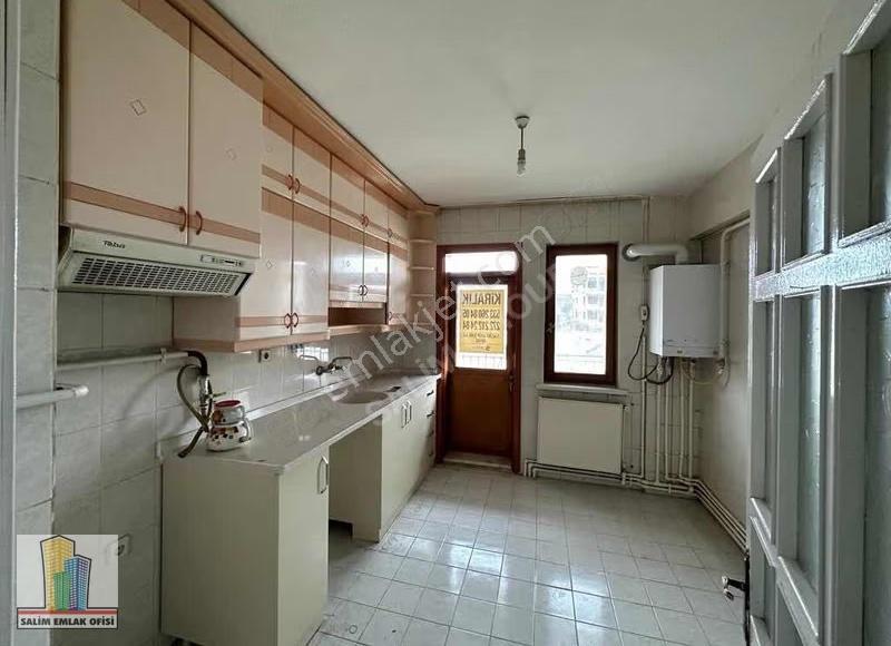 Salim Emlak'tan Satılık 3+1 Daire, 130m², Merkezi Konum - Görsel 6
