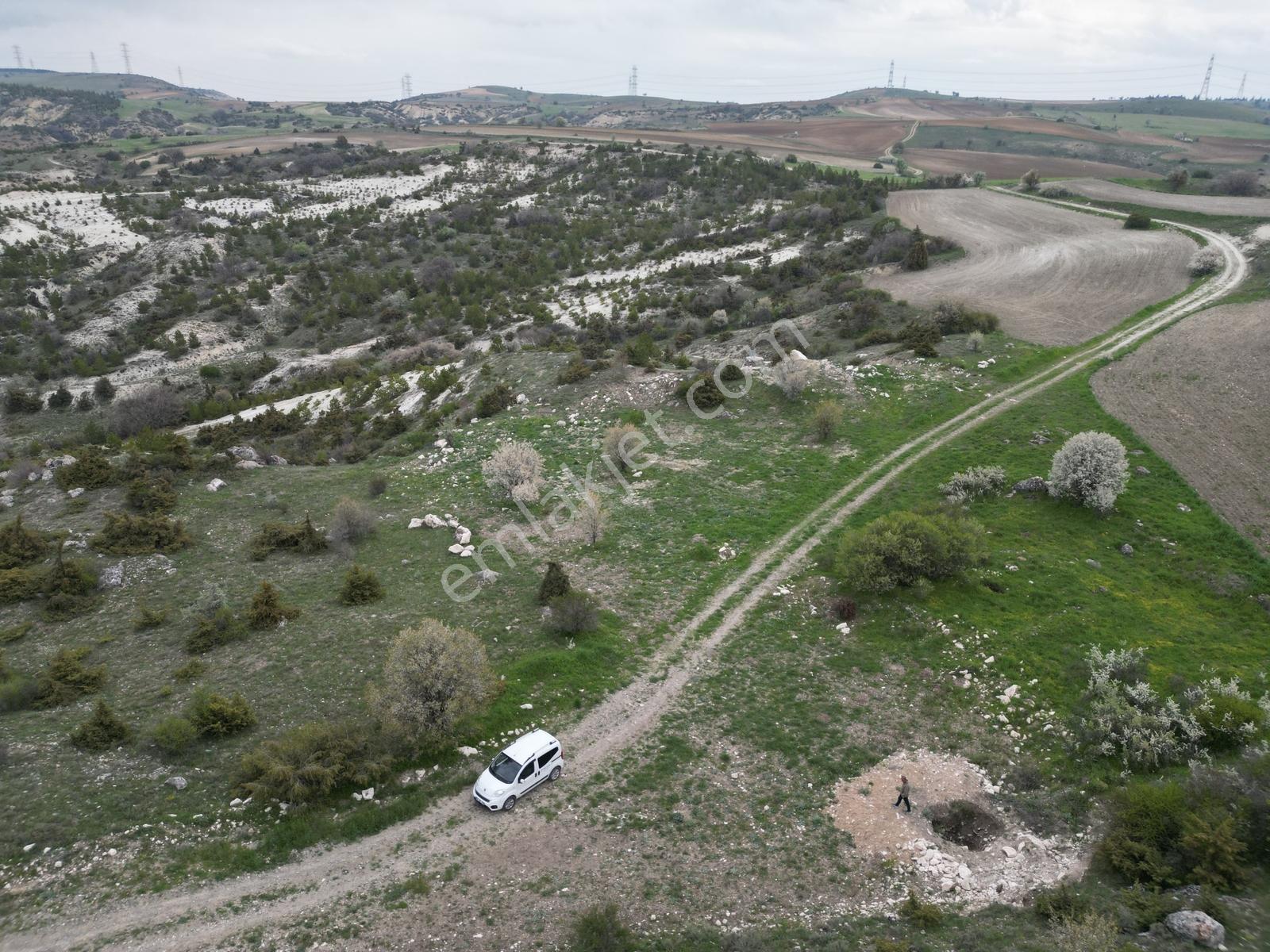 Yenikent E 10 Dk Mesafede_tek Tapu_bahçeye__uygun 3881m2 - Görsel 2