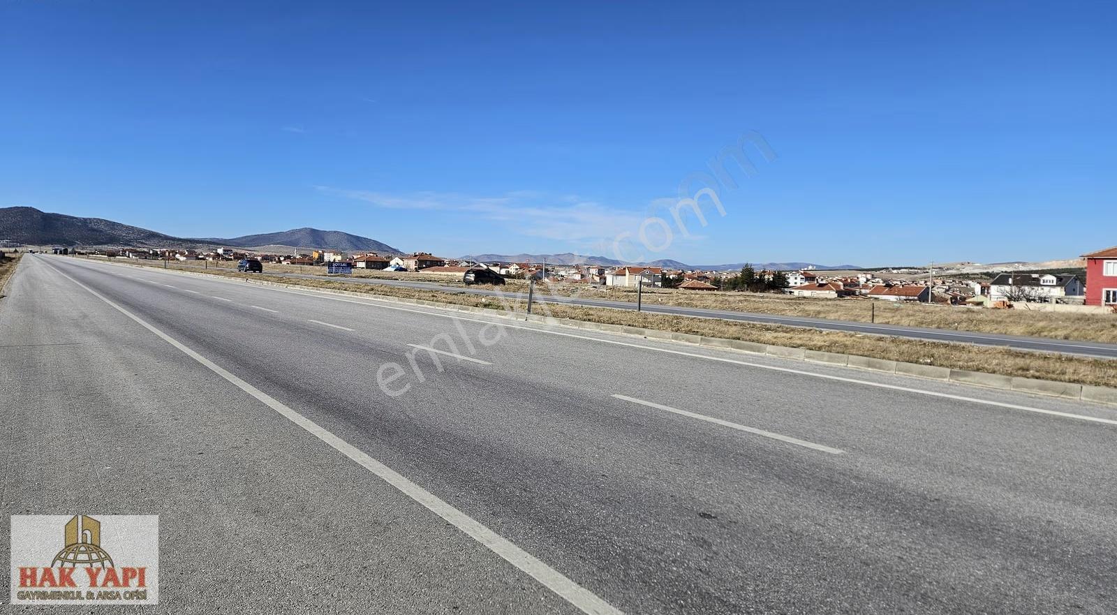 Satılık Köşe Başı Müstakil Arsa. Çocuklarınız İçin Yatırım Yapın - Görsel 3