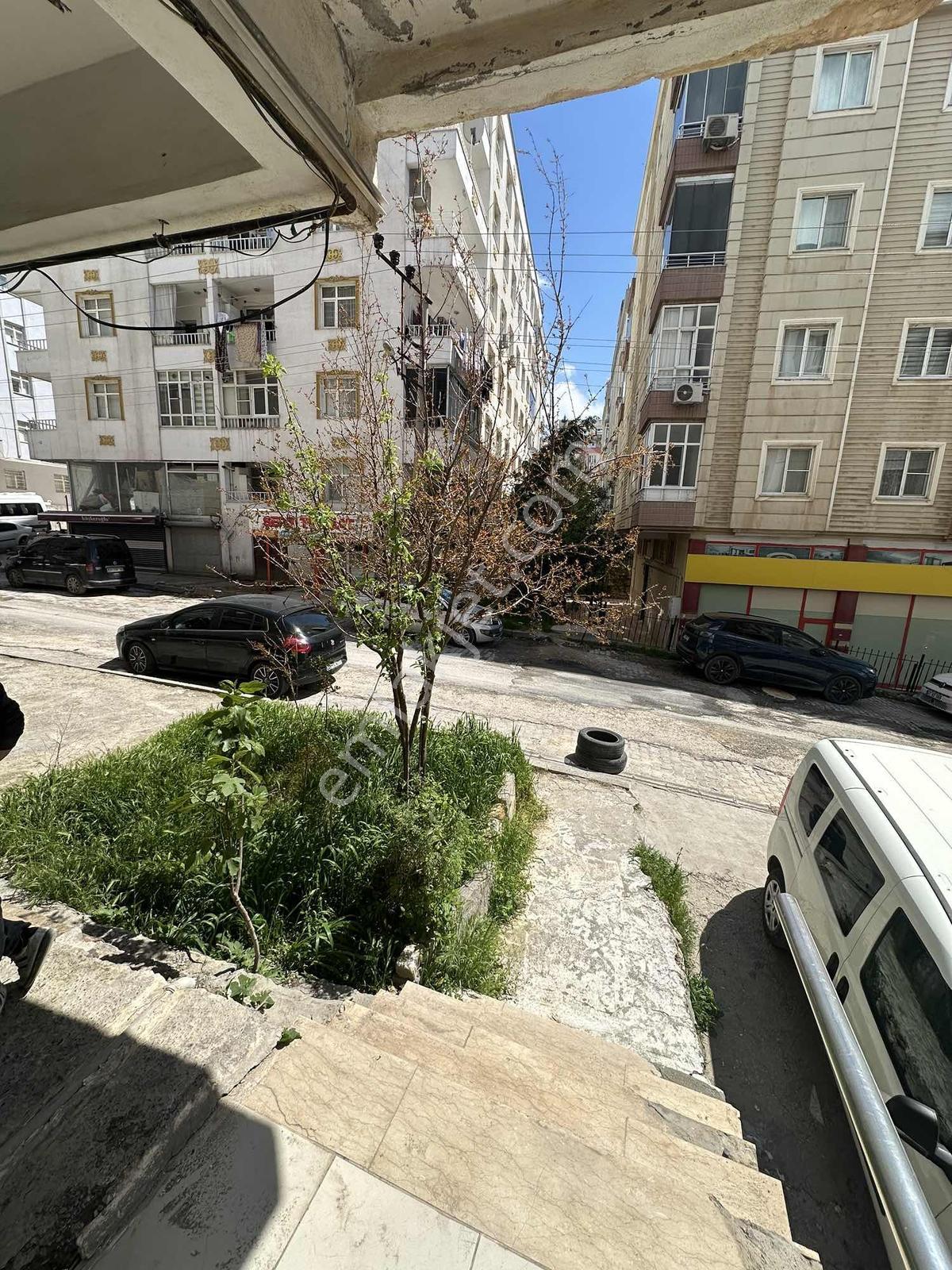 Sürer Emlak`tan Satılık Merkezi Konumda Kiracılı İşyerimiz - Görsel 5