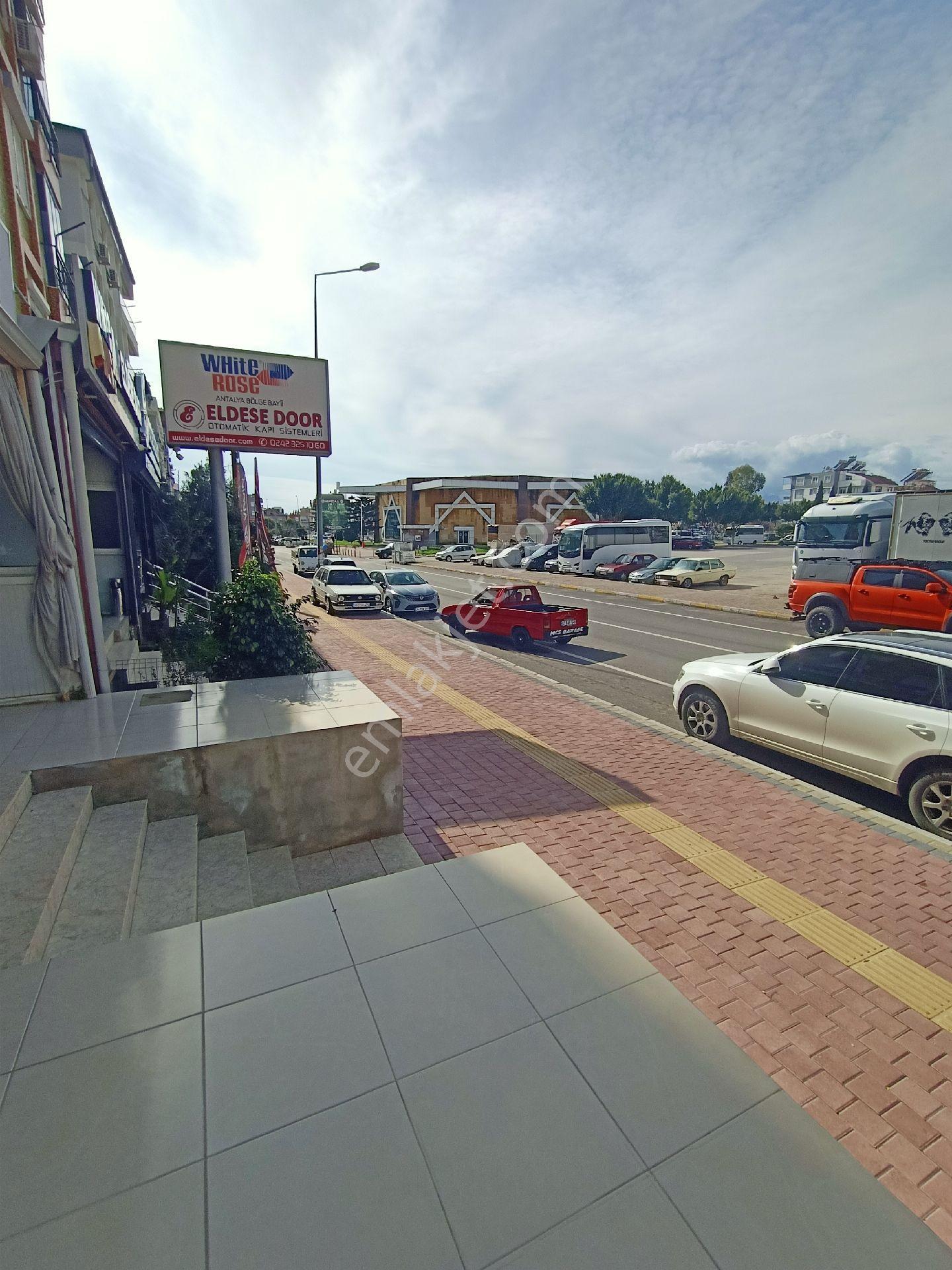 Önü Açık Bodrumlu Dükkan - Görsel 3