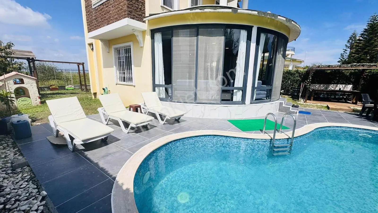 Boğazkent Kiralık 4+1 Özel Havuzlu Villa