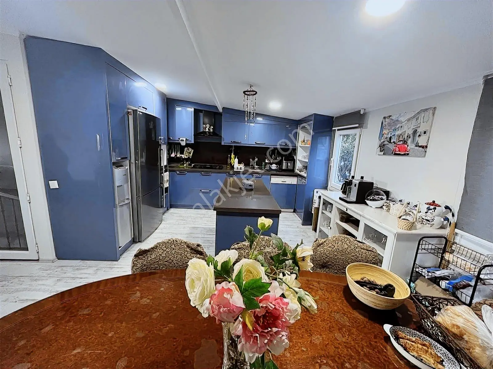 Atabey'den Bağbaşı Zeytinköy'de 3 Katlı Müstakil Villa