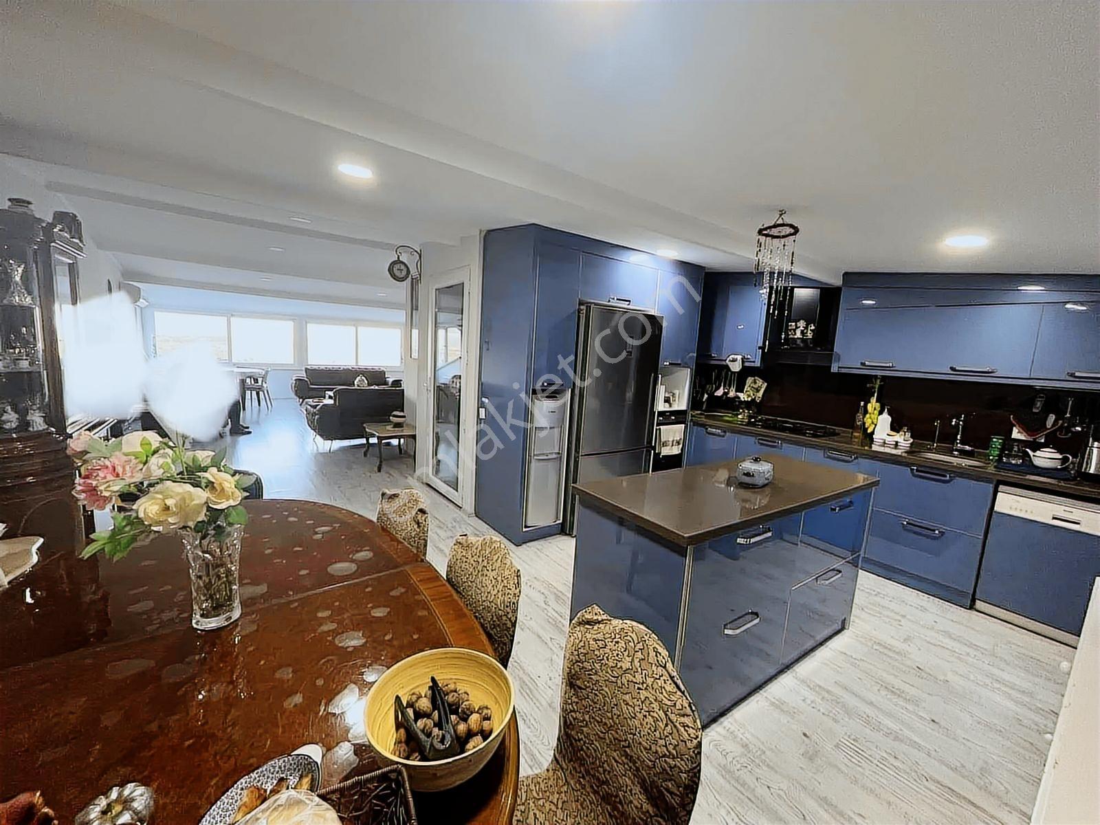 Atabey'den Bağbaşı Zeytinköy'de 3 Katlı Müstakil Villa - Görsel 21
