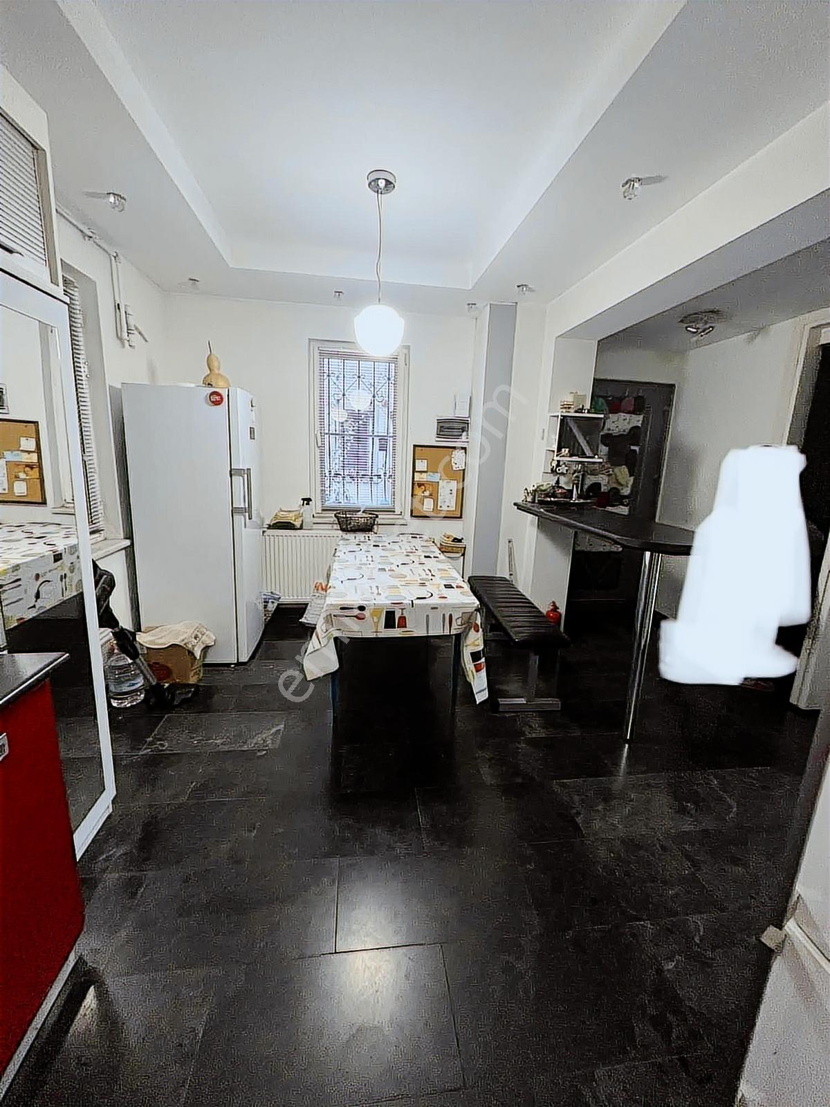 Atabey'den Bağbaşı Zeytinköy'de 3 Katlı Müstakil Villa - Görsel 5