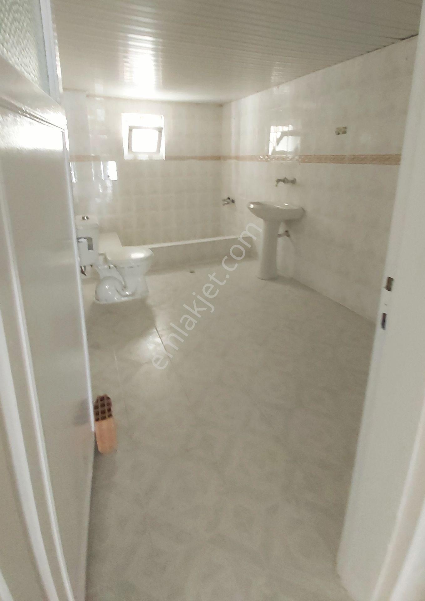 Beyazevler Kiralık 3+1 Kadar Geniş 2+1 K.mutfak Daire - Görsel 6