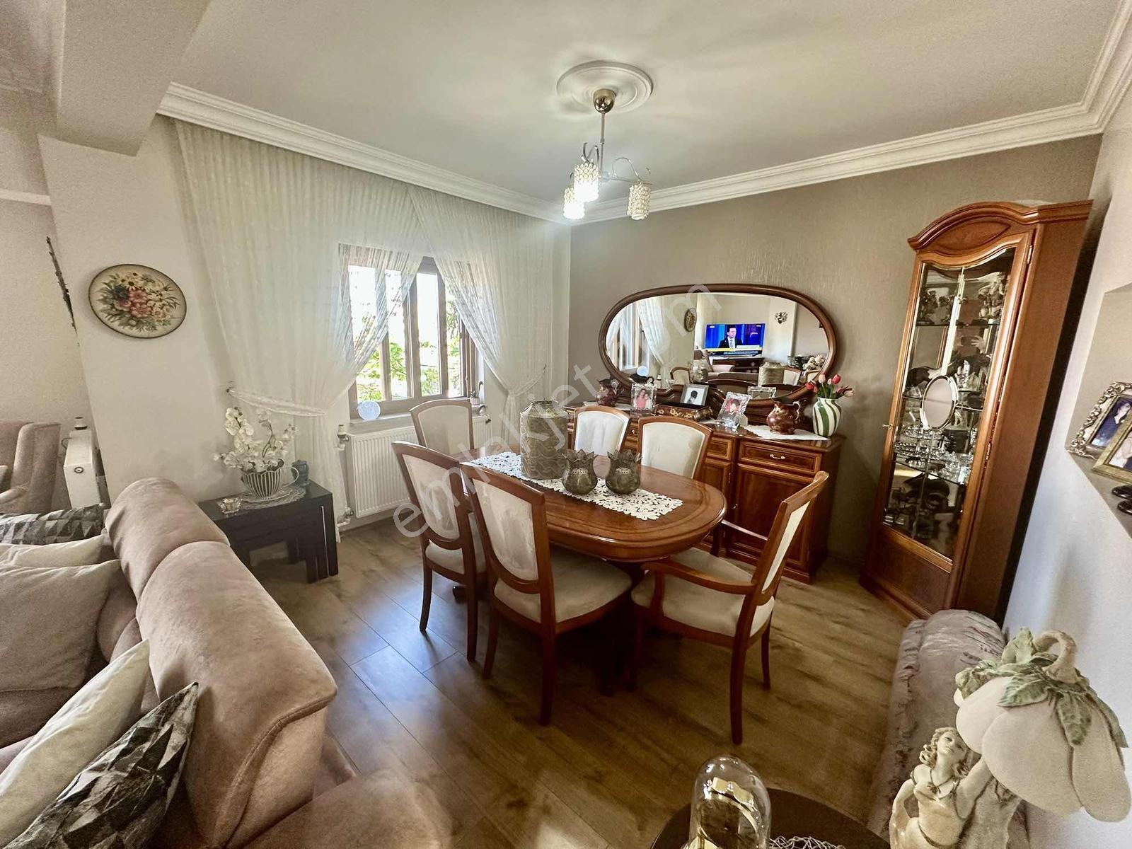 Turpa Balçovadan İş Bankası Evlerinde Satılık 3+1 Villa - Görsel 33