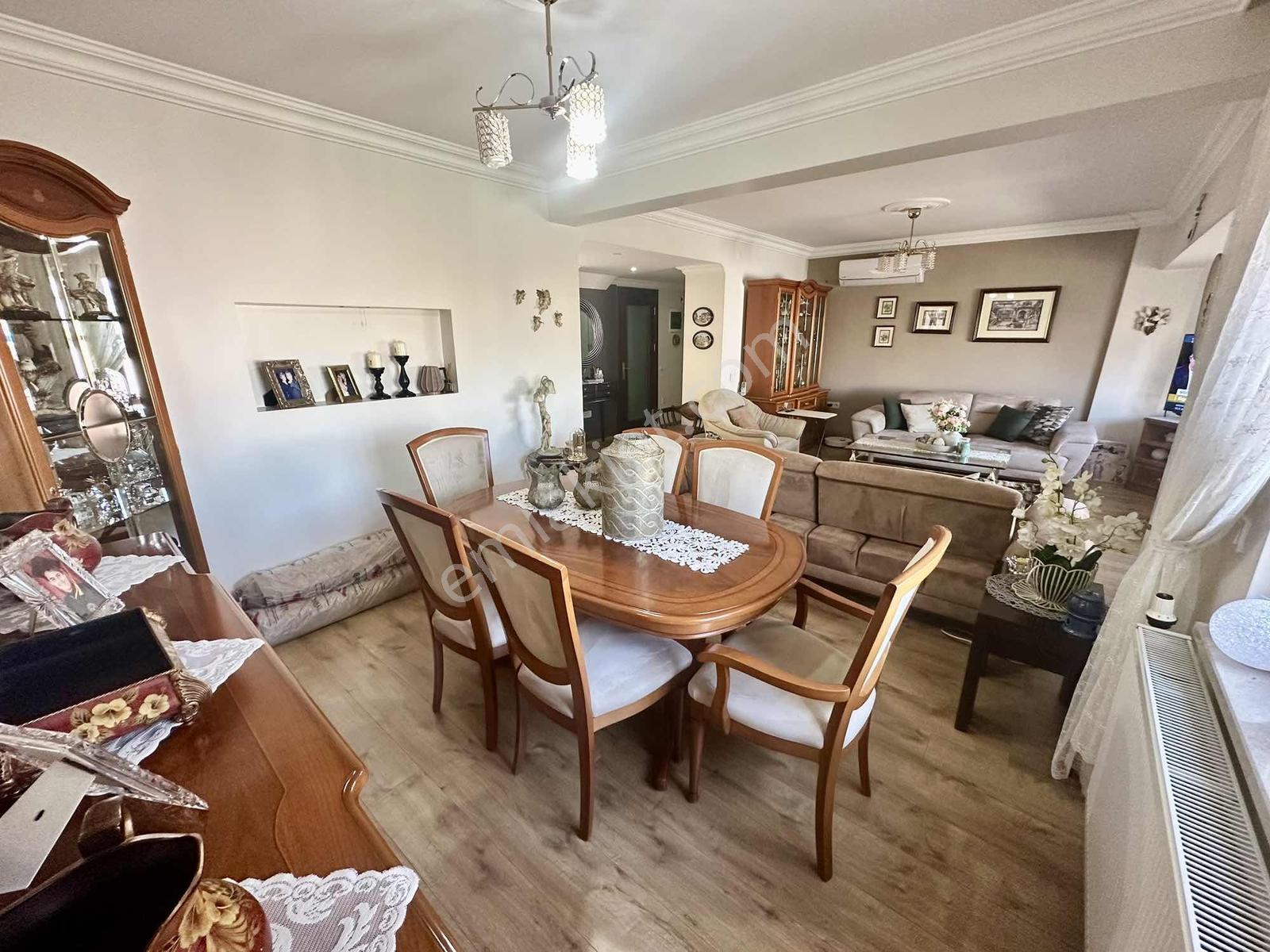 Turpa Balçovadan İş Bankası Evlerinde Satılık 3+1 Villa - Görsel 23