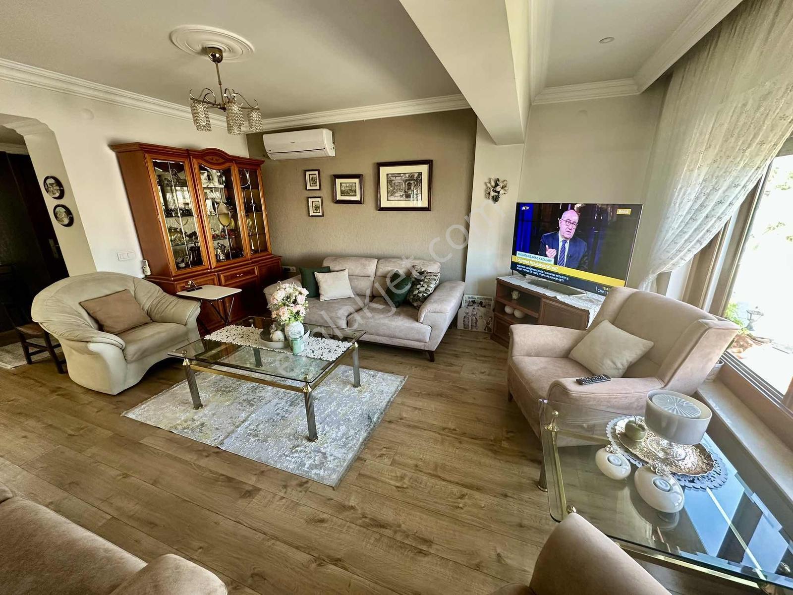Turpa Balçovadan İş Bankası Evlerinde Satılık 3+1 Villa - Görsel 22