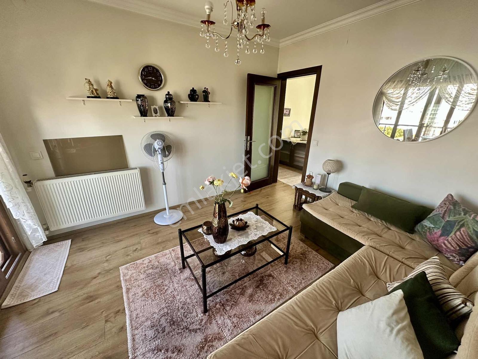 Turpa Balçovadan İş Bankası Evlerinde Satılık 3+1 Villa - Görsel 19