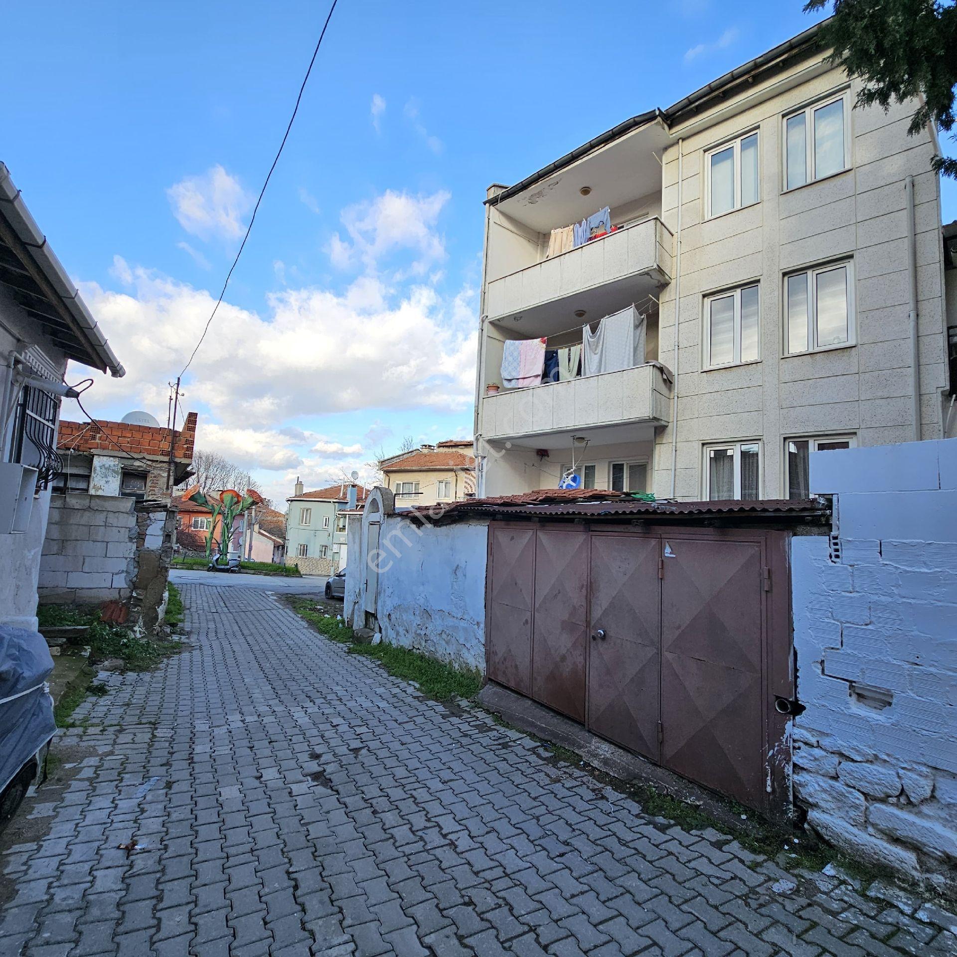 Edirne Merkez'de Tarihin Kalbinde Satılık 3 Katlı Komple Bina - Görsel 4