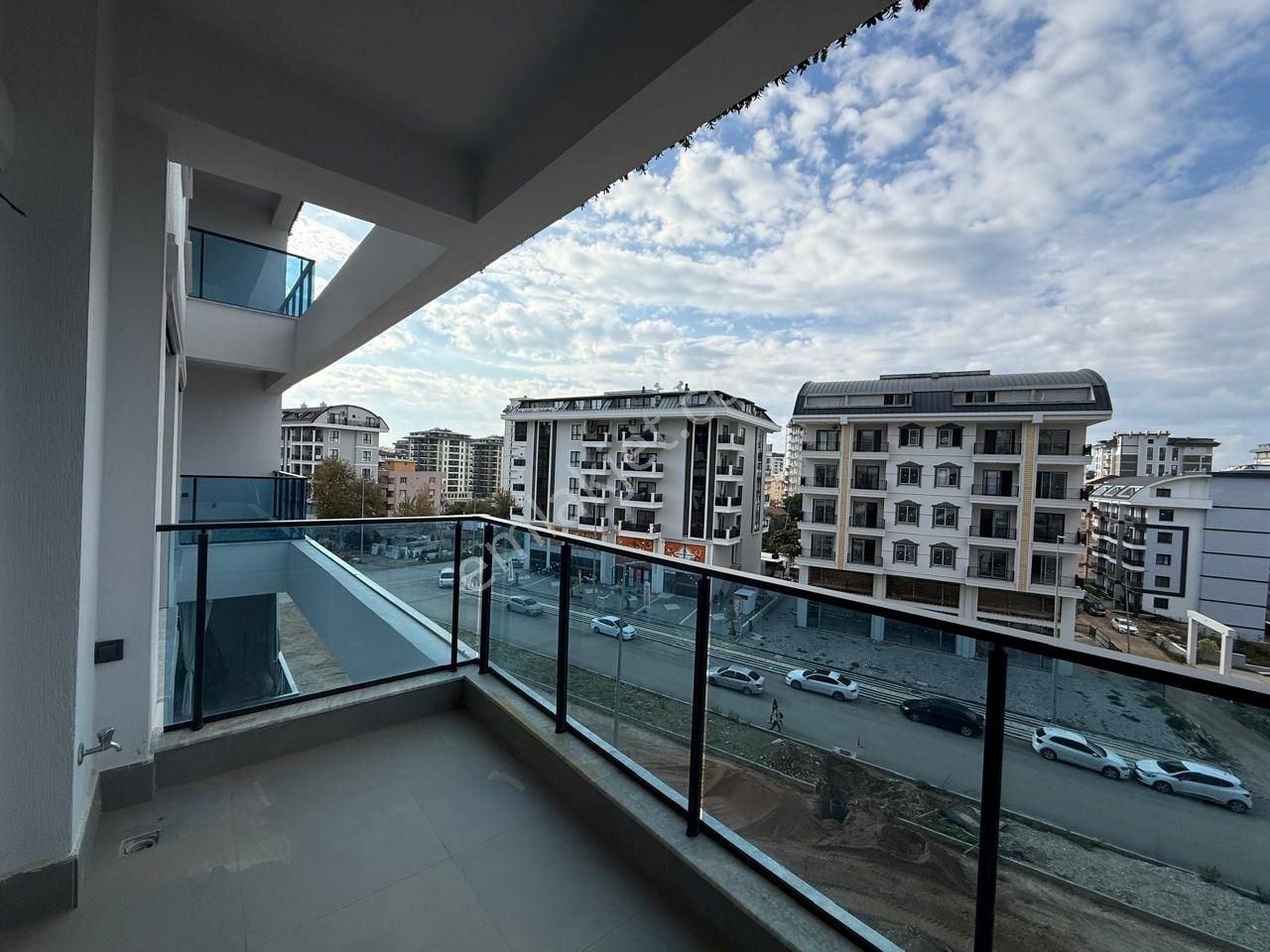 Alanya Mahmutlarda Prestijli Site İçerisinde 1+1 Satılık Daire - Görsel 23