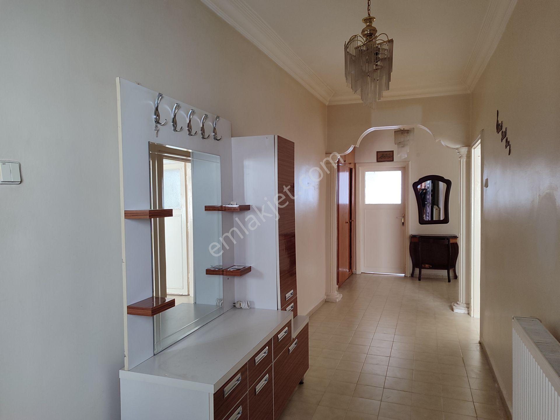 Kültür Mah Valilik Altında Kiralık 3+1 Son Kat Daire - Görsel 10