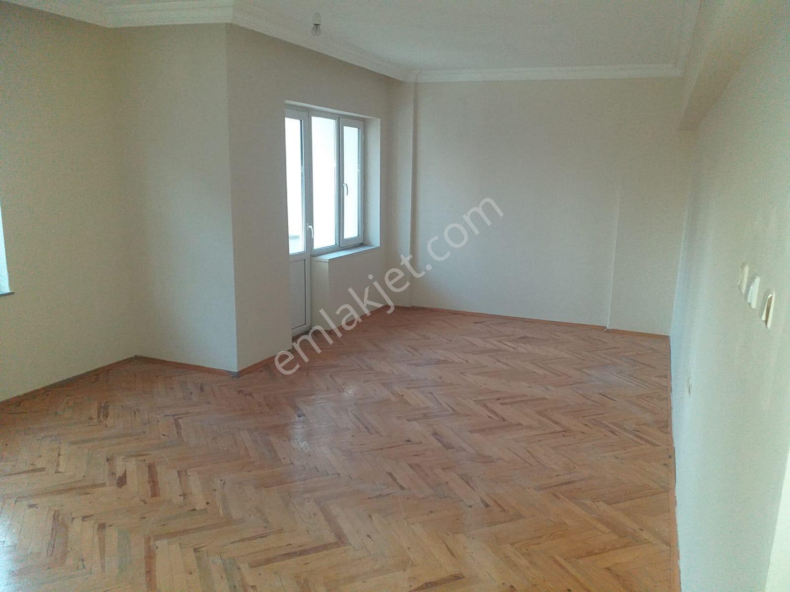 Kültür Mah Valilik Altında Kiralık 3+1 Son Kat Daire - Görsel 7
