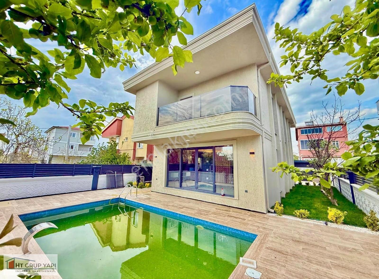 Ht Grup/ 320 M² Arsalı Denize 300 Mt İskanlı 4+1 Havuzlu Müstakl