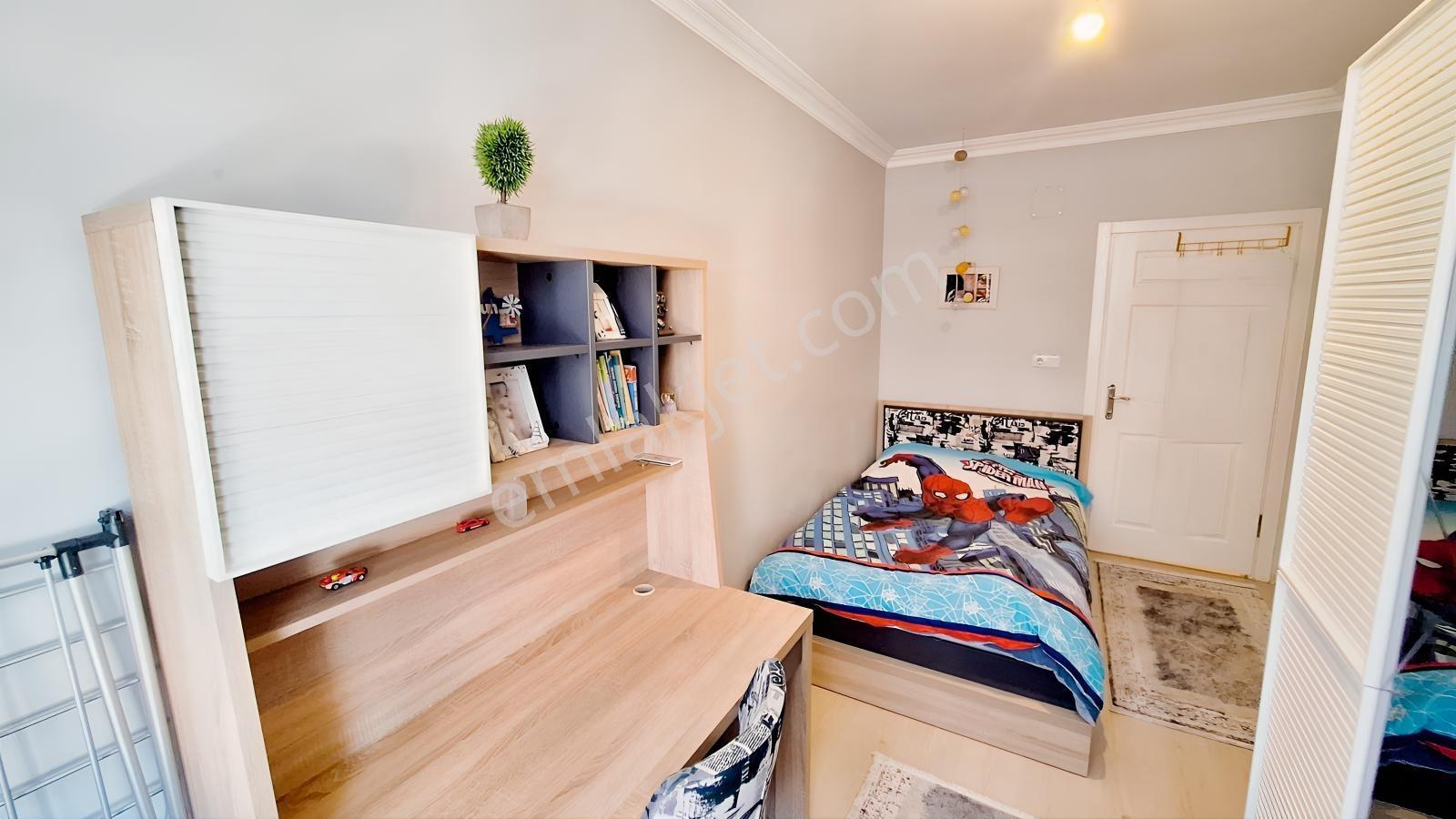 Körfez Hacıosman Mah.merkezi Konumda 3+1 Eşyalı Kiralık Daire - Görsel 23