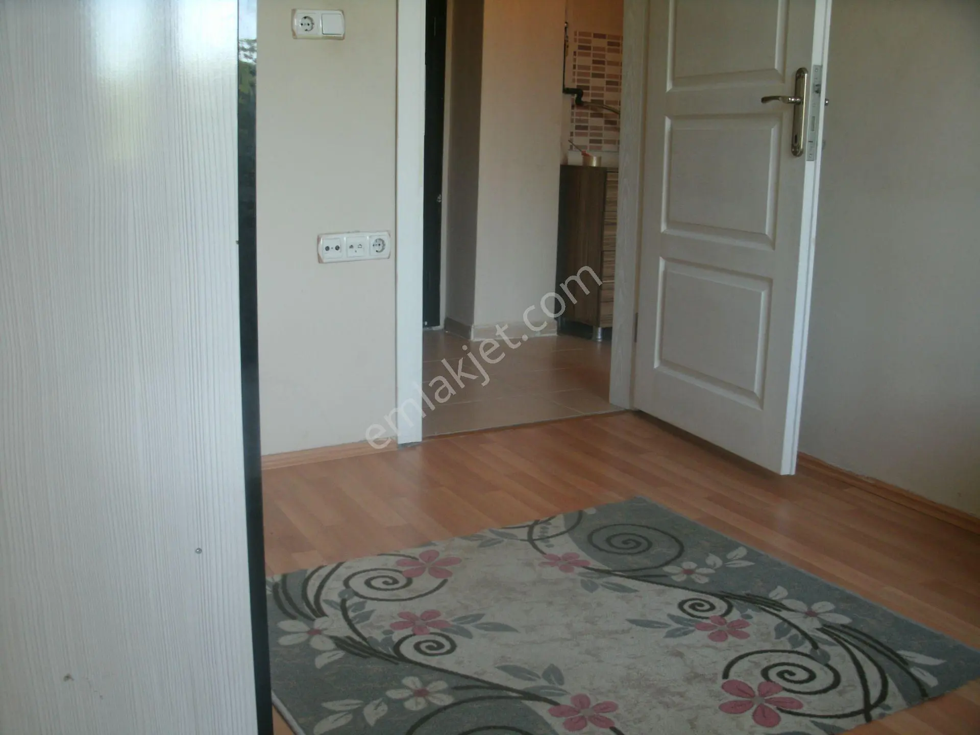 Kütahya Çarşı İçinde 1+1 Arakat 35m2 - Görsel 4