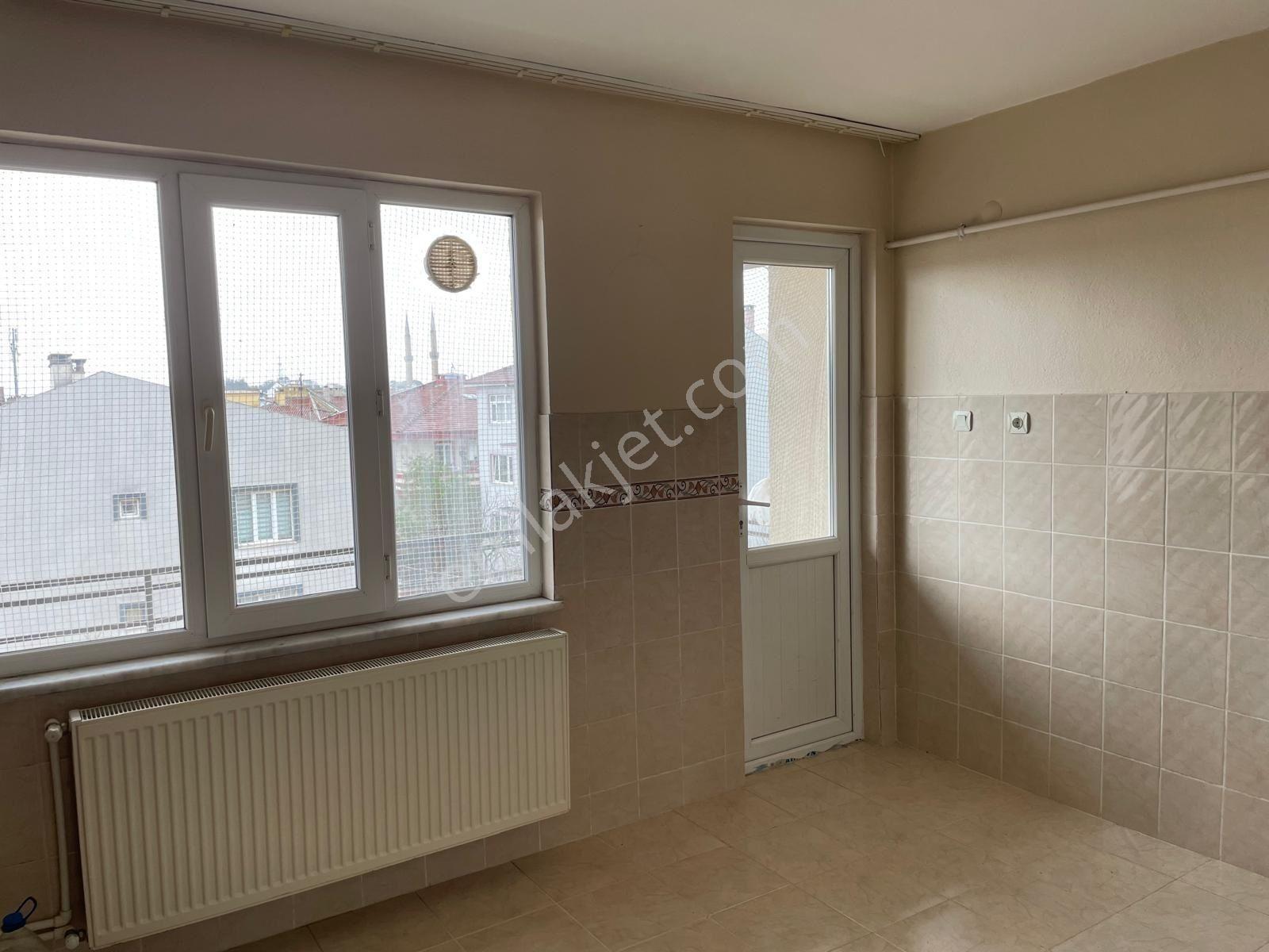 Beyoğlu Caddesi Üzeri Geniş 2+1 Masrafsız Kiralık Daire - Görsel 4