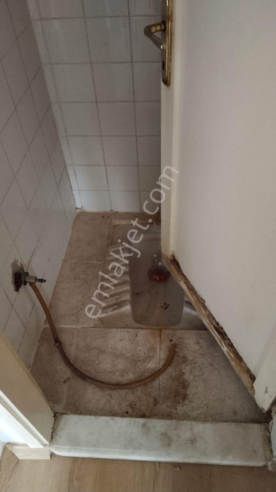 Altiparmakta Kiralık Harika Daire - Görsel 3